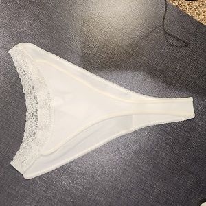 Donna Karan Vintage 1994 34518/White Trim Women Lace Thong Size L